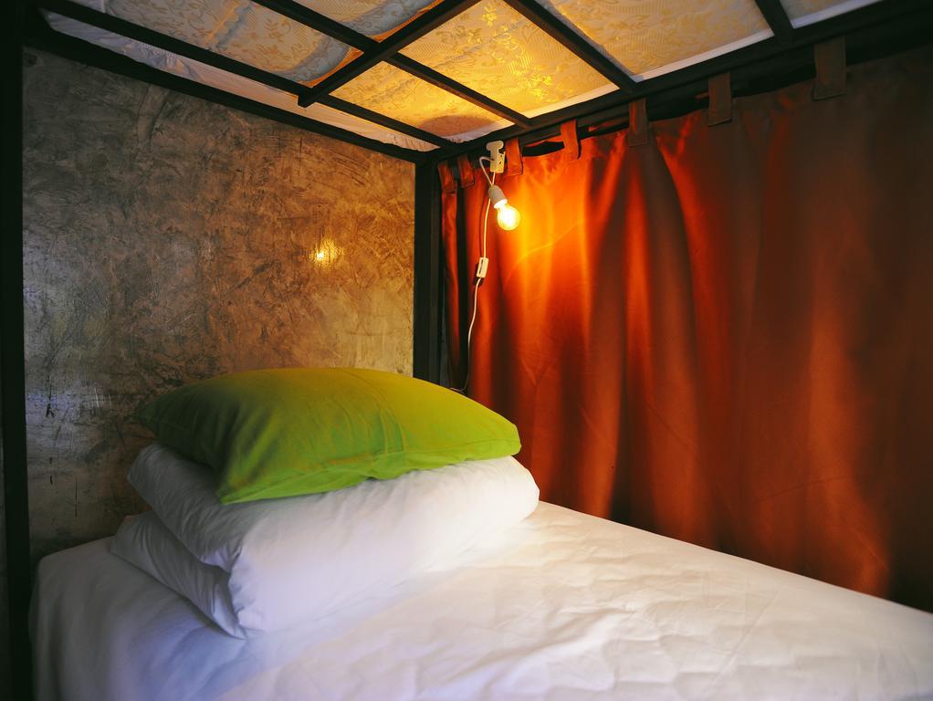 Manon Hostel Chiang Mai Værelse billede
