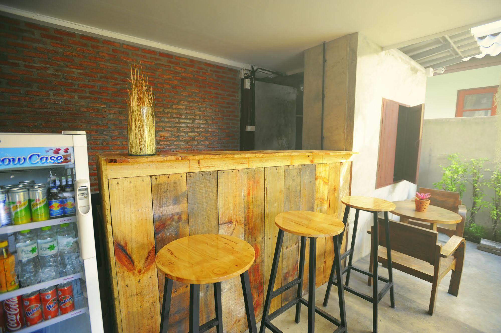 Manon Hostel Chiang Mai Eksteriør billede