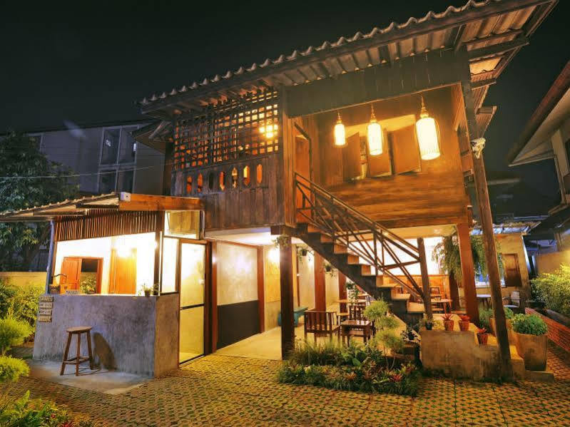 Manon Hostel Chiang Mai Eksteriør billede
